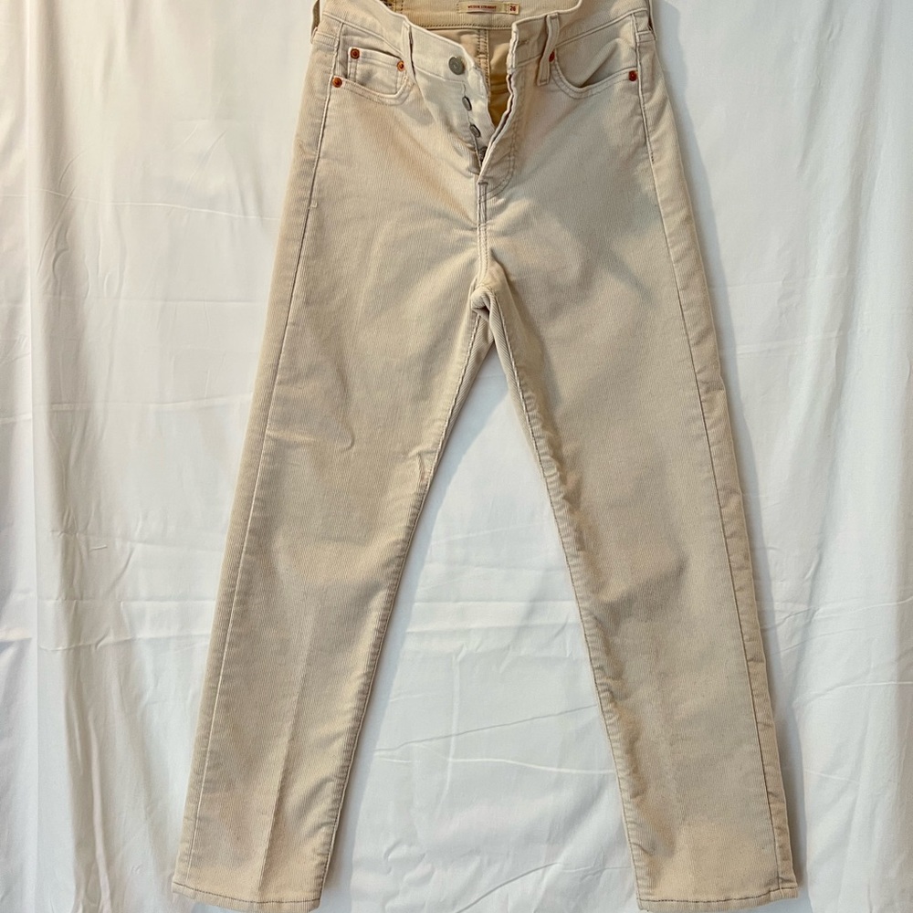 Cream Levi’s Corduroy Levi Ankle